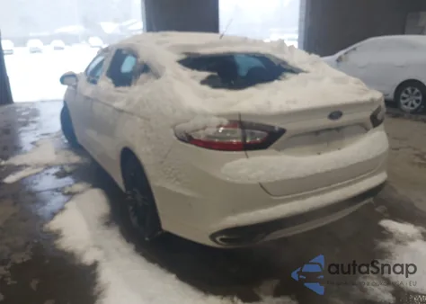 2013 Ford Fusion Se z USA, uszkodzony, nr VIN 3FA6P0H93DR240082